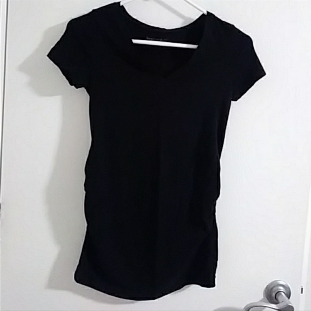 Gap maternity shirts
